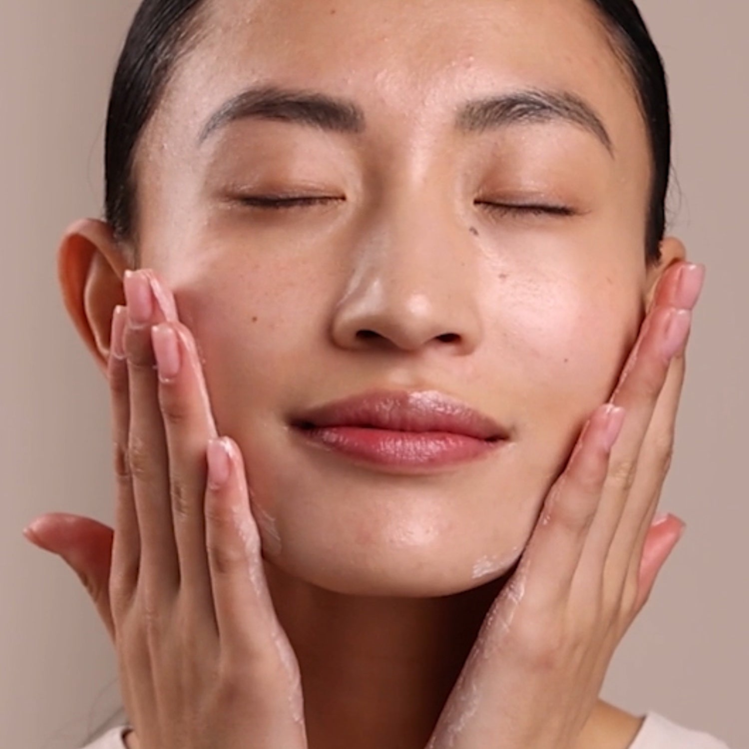 Arctic Berry Peptide Radiance Cream