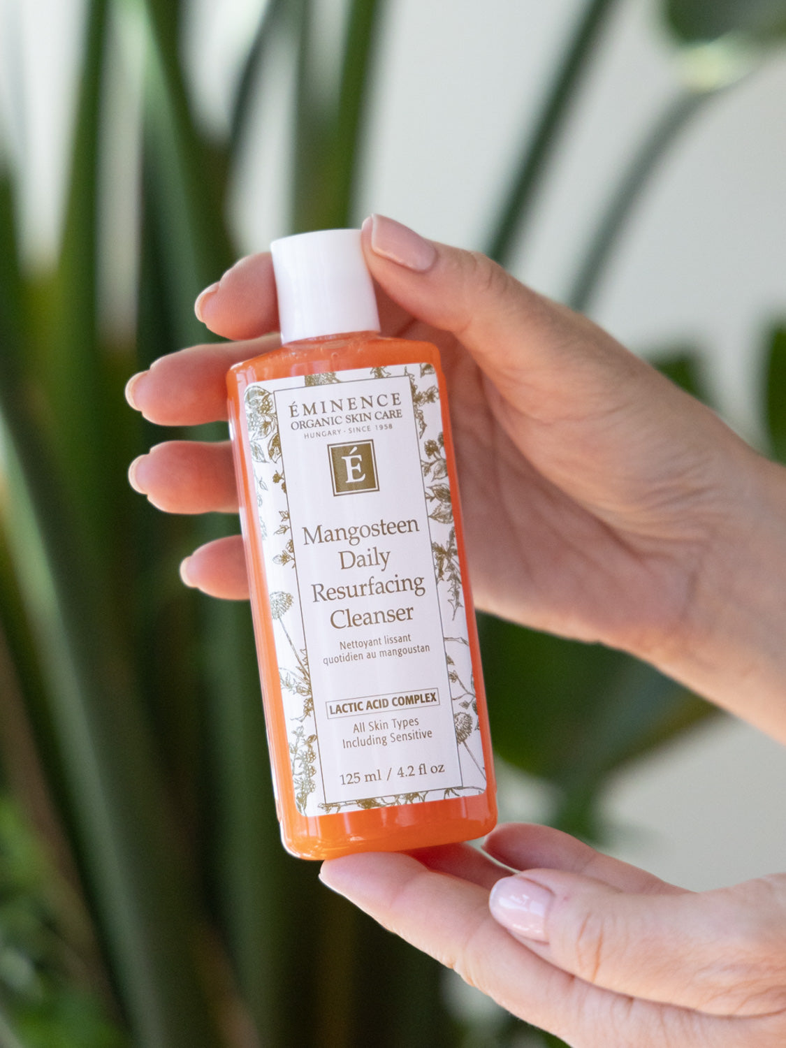 Mangosteen Daily Resurfacing Cleanser